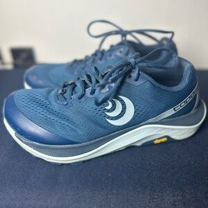 Women's || Topo || Ultraventure Running Shoes || Size 9.5
